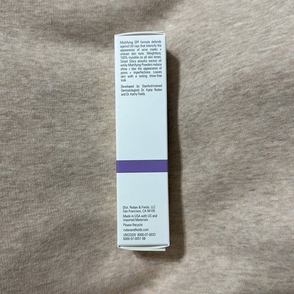 💫New!! Rodan+Fields Unblemish Invisible Matte Defense! - Picture 2 of 7